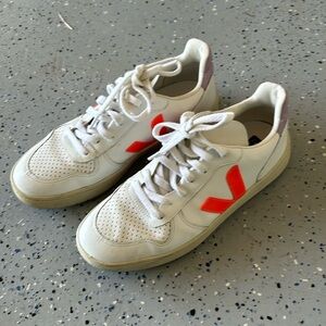 Veja x Madewell collab tennis shoes